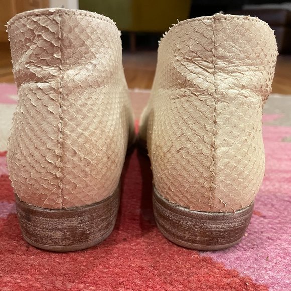 Free People Royale Flat White Embossed Flats Womens Size 37 - Picture 2 of 8